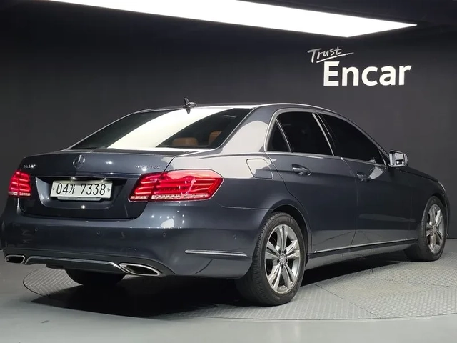 Mercedes-Benz E 220 BlueTEC Avantgarde - САМО 30% АВАНС - автомобили, коли, обяви за нови и употребявани 1
