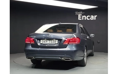 mercedes-benz-e-220 - 3