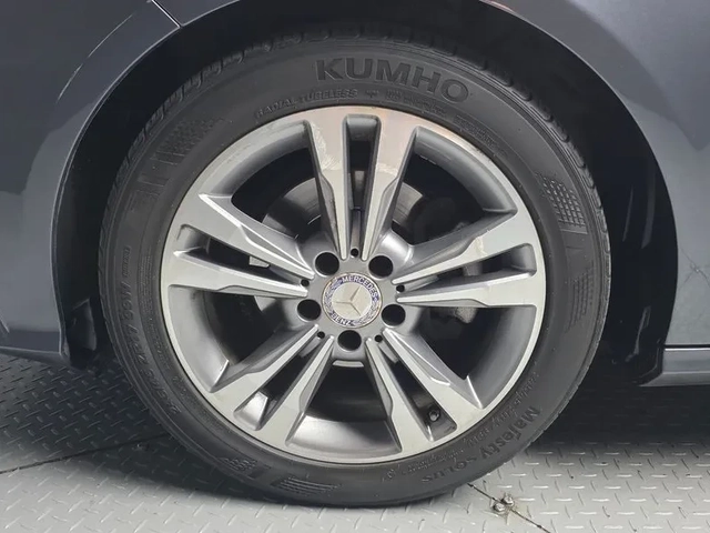 Mercedes-Benz E 220 BlueTEC Avantgarde - САМО 30% АВАНС - автомобили, коли, обяви за нови и употребявани 4