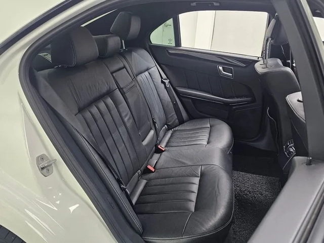 Mercedes-Benz E 220 Bluetech Avant Garde Sports - САМО 30% АВАНС - автомобили, коли, обяви за нови и употребявани 10
