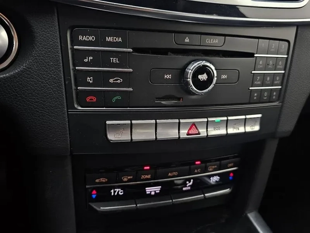 Mercedes-Benz E 220 Bluetech Avant Garde Sports - САМО 30% АВАНС - автомобили, коли, обяви за нови и употребявани 16