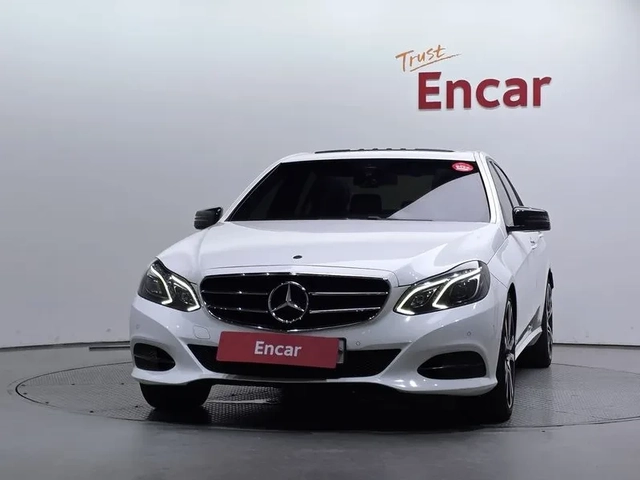 Mercedes-Benz E 220 Bluetech Avant Garde Sports - САМО 30% АВАНС - автомобили, коли, обяви за нови и употребявани 2