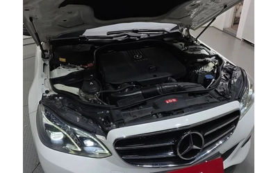 mercedes-benz-e-220 - 5