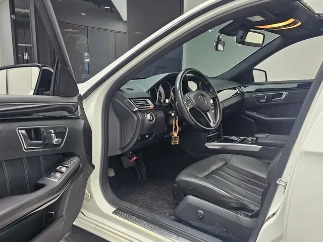 Mercedes-Benz E 220 Bluetech Avant Garde Sports - САМО 30% АВАНС - автомобили, коли, обяви за нови и употребявани 9