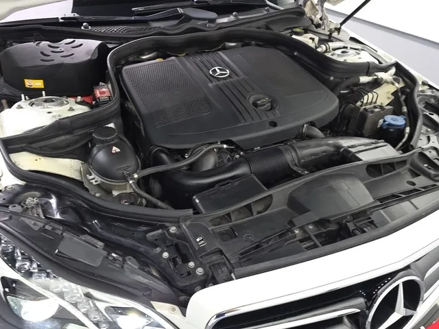 Mercedes-Benz E 220 Bluetech Avant Garde Sports - САМО 30% АВАНС - автомобили, коли, обяви за нови и употребявани 5
