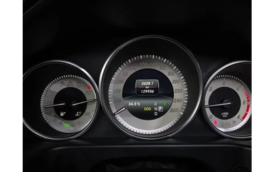 Mercedes-Benz E 220 Bluetech Avant Garde Sports - САМО 30% АВАНС - автомобили, коли, обяви за нови и употребявани 7