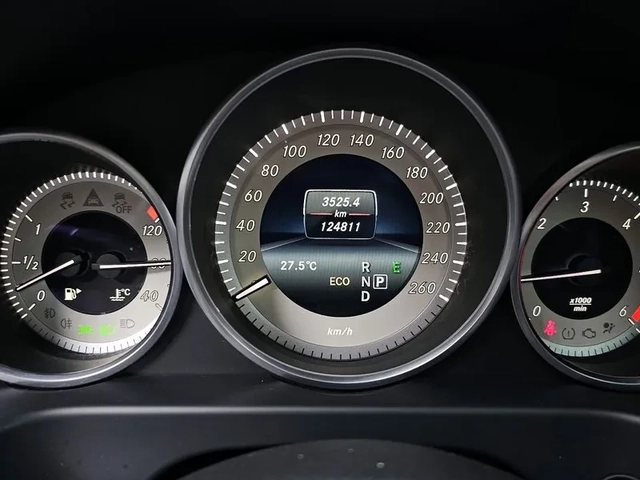 Mercedes-Benz E 220 BlueTEC Avantgarde - САМО 30% АВАНС - автомобили, коли, обяви за нови и употребявани 7