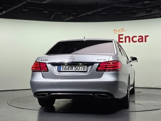 Mercedes-Benz E 220 BlueTEC - САМО 30% АВАНС - автомобили, коли, обяви за нови и употребявани 3