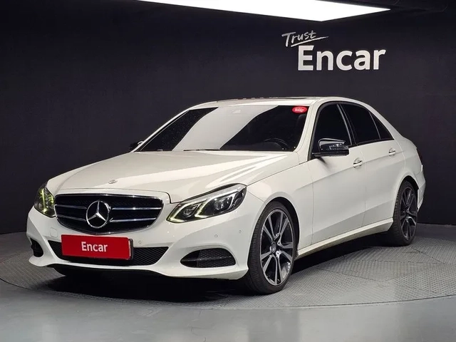 Mercedes-Benz E 220 CDI Avantgarde - САМО 30% АВАНС! - автомобили, коли, обяви за нови и употребявани 0