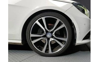 mercedes-benz-e-220 - 4