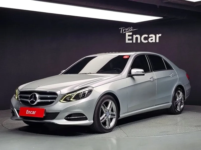 Mercedes-Benz E 220 CDI Avantgarde - САМО 30% АВАНС! - автомобили, коли, обяви за нови и употребявани 0