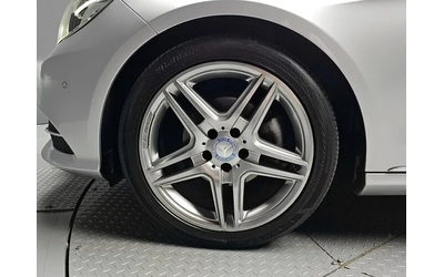 mercedes-benz-e-220 - 4