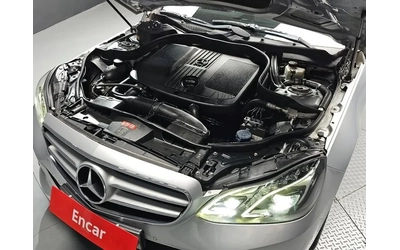 mercedes-benz-e-220 - 5