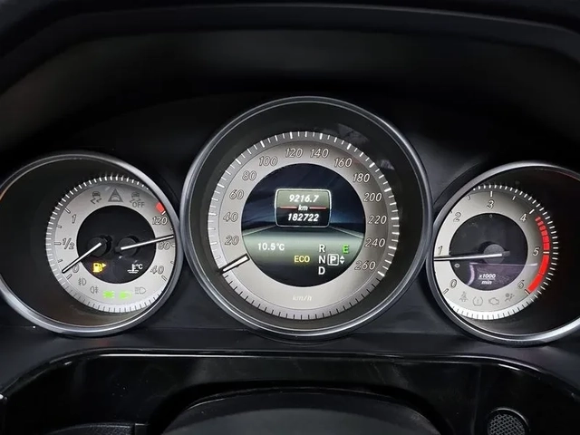Mercedes-Benz E 220 CDI Avantgarde - САМО 30% АВАНС! - автомобили, коли, обяви за нови и употребявани 7