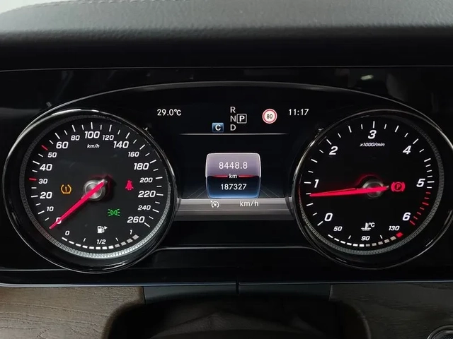 Mercedes-Benz E 220 CDI Avantgarde - САМО 30% АВАНС! - автомобили, коли, обяви за нови и употребявани 7