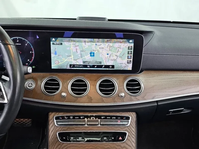 Mercedes-Benz E 220 CDI Avantgarde - САМО 30% АВАНС! - автомобили, коли, обяви за нови и употребявани 13