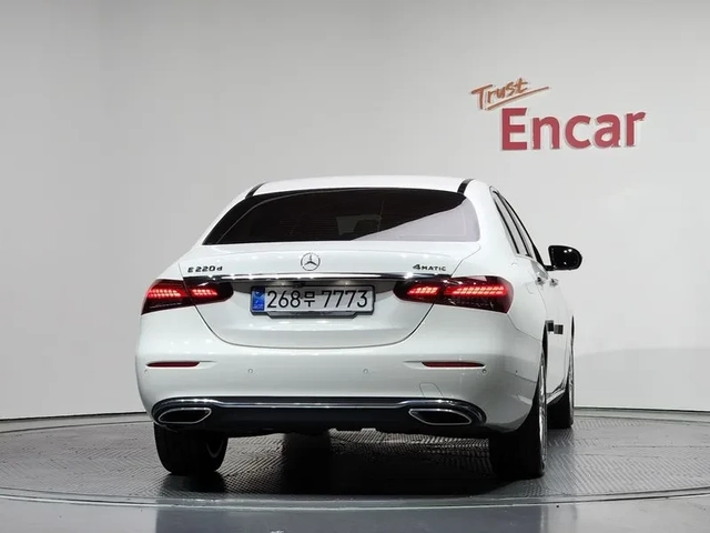 Mercedes-Benz E 220 CDI Avantgarde - САМО 30% АВАНС! - автомобили, коли, обяви за нови и употребявани 3
