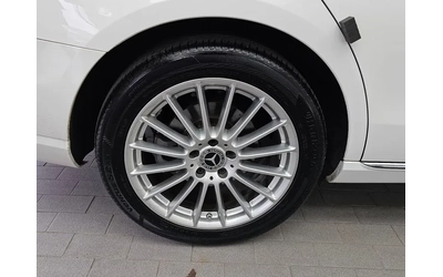 mercedes-benz-e-220 - 4