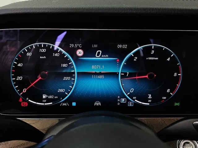 Mercedes-Benz E 220 CDI Avantgarde - САМО 30% АВАНС! - автомобили, коли, обяви за нови и употребявани 7