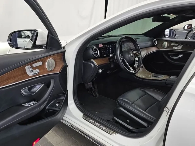Mercedes-Benz E 220 CDI Avantgarde - САМО 30% АВАНС! - автомобили, коли, обяви за нови и употребявани 9