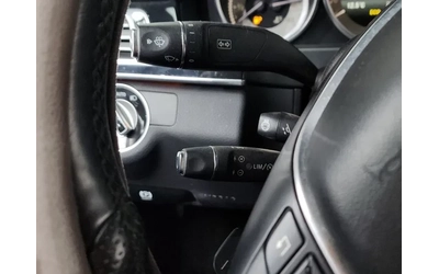 Mercedes-Benz E 220 - автомобили, коли, обяви за нови и употребявани 16