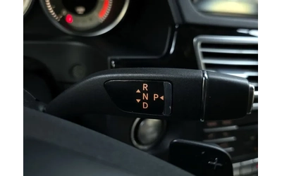 Mercedes-Benz E 220 - автомобили, коли, обяви за нови и употребявани 8
