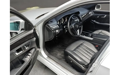 Mercedes-Benz E 220 - автомобили, коли, обяви за нови и употребявани 11