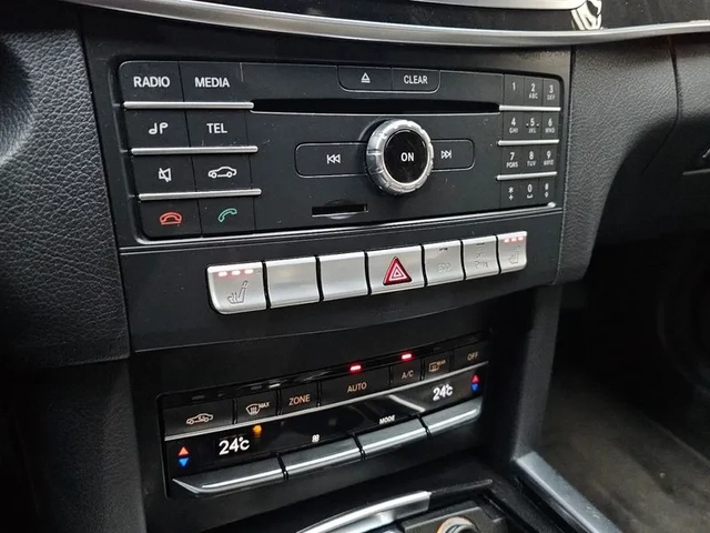 Mercedes-Benz E 220 - автомобили, коли, обяви за нови и употребявани 14