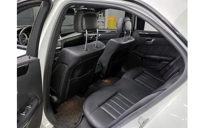 Mercedes-Benz E 220 - автомобили, коли, обяви за нови и употребявани 10