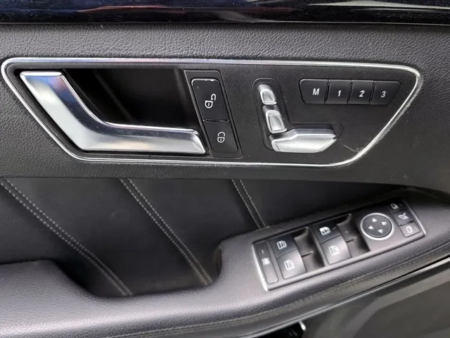Mercedes-Benz E 220 - автомобили, коли, обяви за нови и употребявани 13