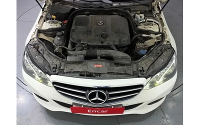 mercedes-benz-e-220 - 5