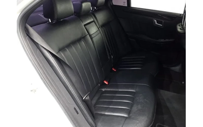Mercedes-Benz E 220 - автомобили, коли, обяви за нови и употребявани 11