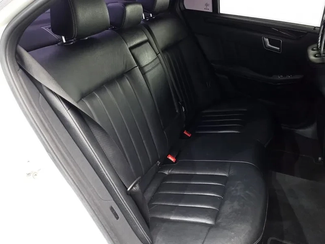 Mercedes-Benz E 220 - автомобили, коли, обяви за нови и употребявани 11