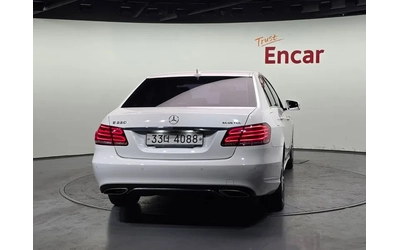 mercedes-benz-e-220 - 3