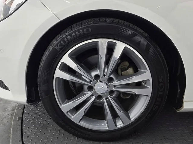 Mercedes-Benz E 220 - автомобили, коли, обяви за нови и употребявани 4