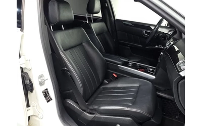 Mercedes-Benz E 220 - автомобили, коли, обяви за нови и употребявани 9