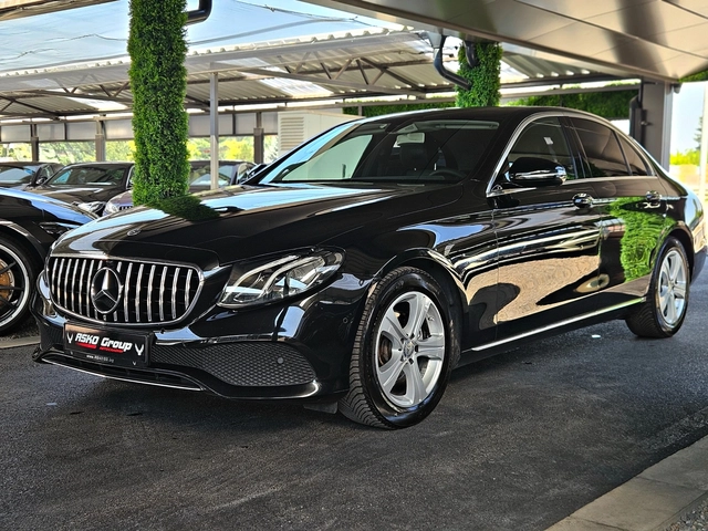 Mercedes-Benz E 220 AMG/GERMANY/180CAMERA/AMBI/ПОДГРЕВ/PARK PILOT/LIZI - автомобили, коли, обяви за нови и употребявани 0
