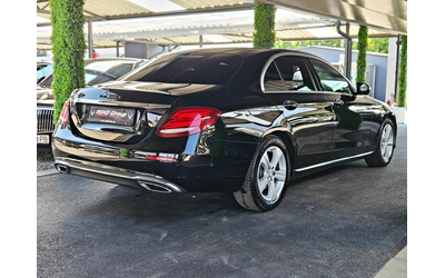 mercedes-benz-e-220 - 4