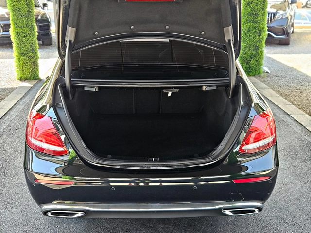 Mercedes-Benz E 220 AMG/GERMANY/180CAMERA/AMBI/ПОДГРЕВ/PARK PILOT/LIZI - автомобили, коли, обяви за нови и употребявани 7