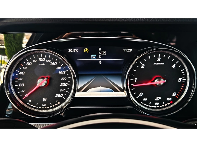 Mercedes-Benz E 220 AMG/GERMANY/180CAMERA/AMBI/ПОДГРЕВ/PARK PILOT/LIZI - автомобили, коли, обяви за нови и употребявани 9
