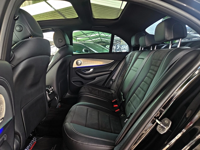 Mercedes-Benz E 220 AMG/4MAT/HUD/PANO/DIGITAL/CAMERA/ПОДГРЕВ/AMBI/LIZI - автомобили, коли, обяви за нови и употребявани 15