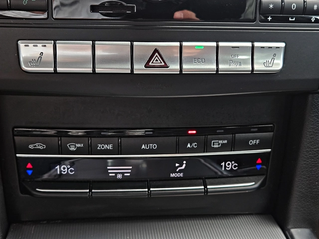 Mercedes-Benz E 220 AMG/FACE/GERMANY/ПОДГРЕВ/AMBIENT/AUTO HOLD/LIZING - автомобили, коли, обяви за нови и употребявани 11