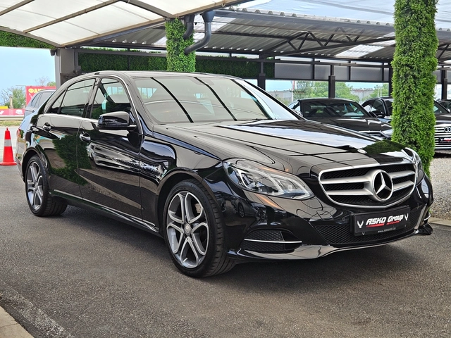 Mercedes-Benz E 220 AMG/FACE/GERMANY/ПОДГРЕВ/AMBIENT/AUTO HOLD/LIZING - автомобили, коли, обяви за нови и употребявани 2