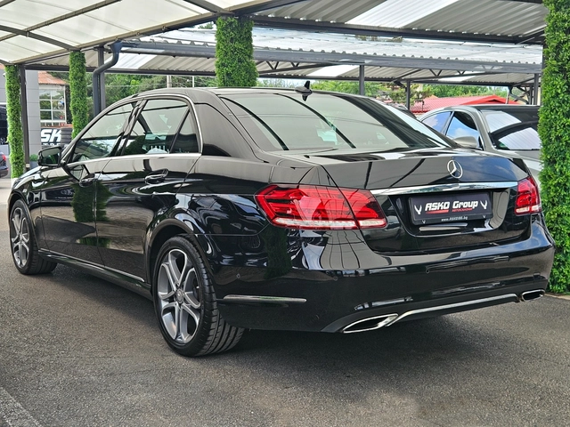 Mercedes-Benz E 220 AMG/FACE/GERMANY/ПОДГРЕВ/AMBIENT/AUTO HOLD/LIZING - автомобили, коли, обяви за нови и употребявани 6