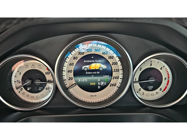 Mercedes-Benz E 220 AMG/FACE/GERMANY/ПОДГРЕВ/AMBIENT/AUTO HOLD/LIZING - автомобили, коли, обяви за нови и употребявани 9