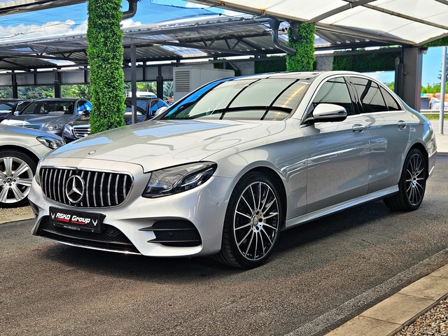 Mercedes-Benz E 220 AMG/GERMANY/DIGITAL/360CAM/PANO/AMBIENT/ПОДГРEB/LI - автомобили, коли, обяви за нови и употребявани 0