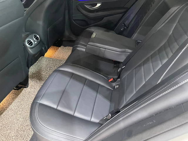Mercedes-Benz E 220 d 4matic ! AMG Line ! - автомобили, коли, обяви за нови и употребявани 11
