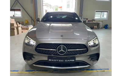 mercedes-benz-e-220 - 1