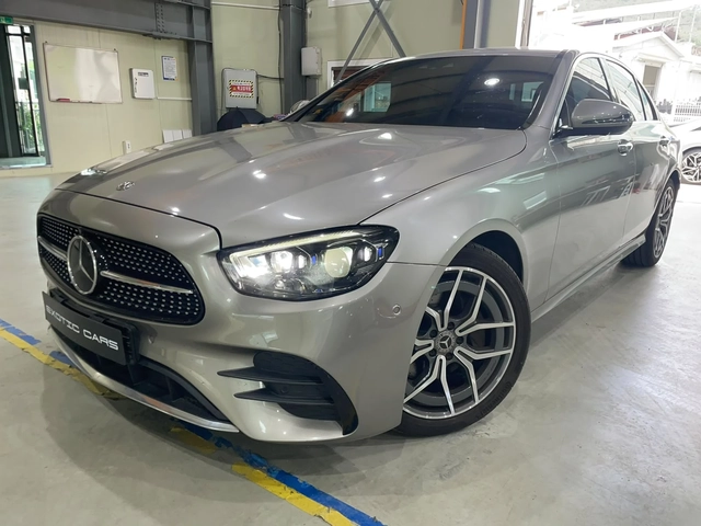 Mercedes-Benz E 220 d 4matic ! AMG Line ! - автомобили, коли, обяви за нови и употребявани 2