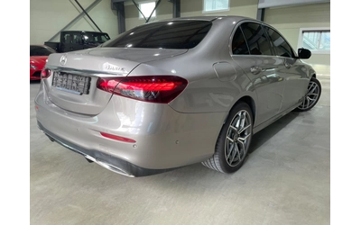 mercedes-benz-e-220 - 3